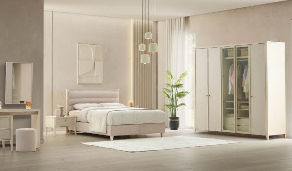 Lovenda Yatak Odası